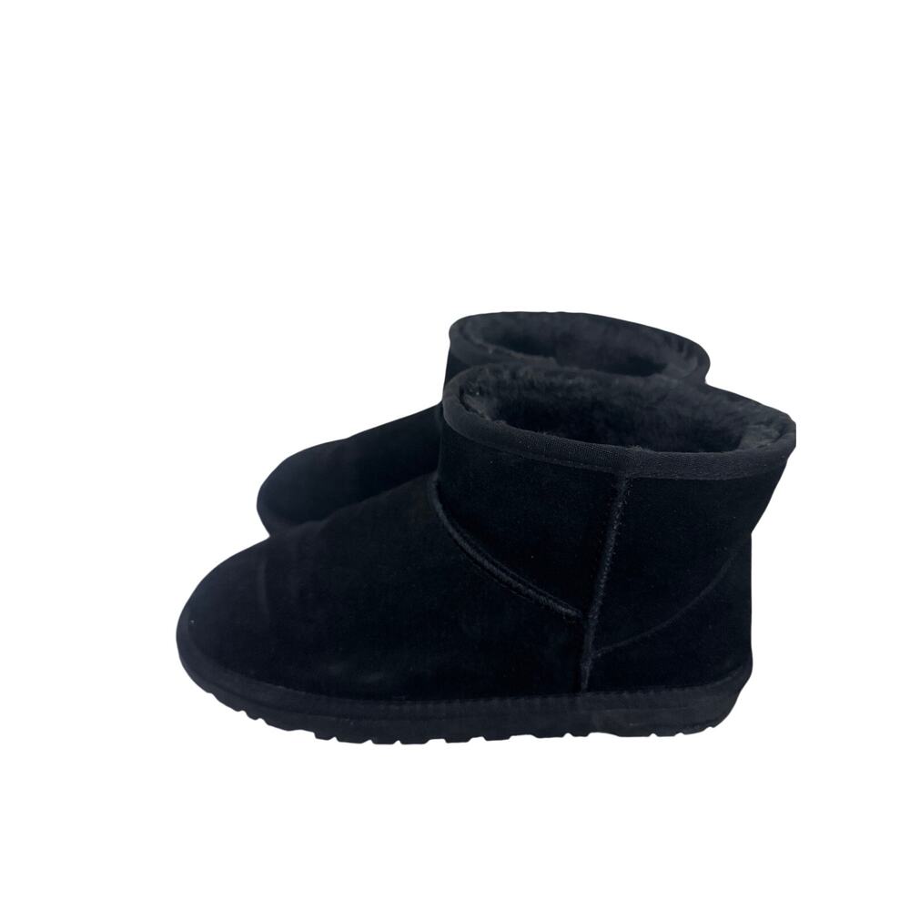 UGG Classic Mini Women's y Boots Size 9 Black Velvet